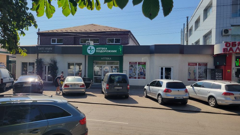 Оренда комерція м.Сарни центр  Широка 12