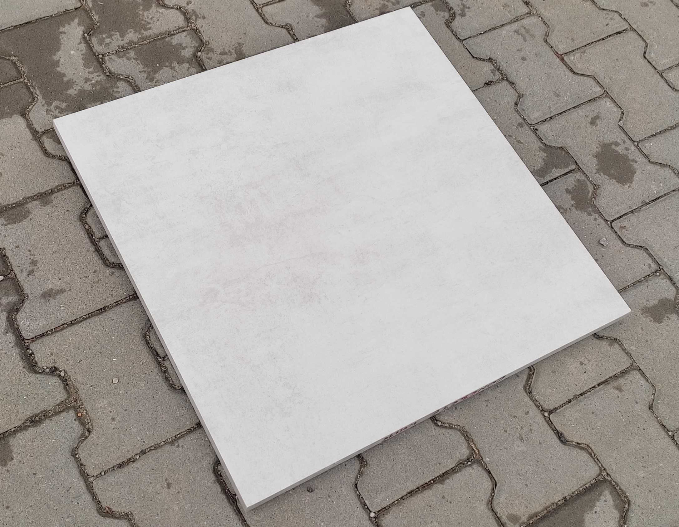Okazja! Płytki gresowe - tarasowe 60x60x2 cm Concrete White gat.1
