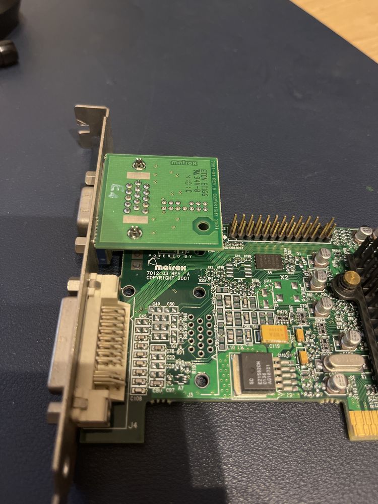 Karta graficzna  Retro PC AGP Matrox G550 DVI VGA 32MB