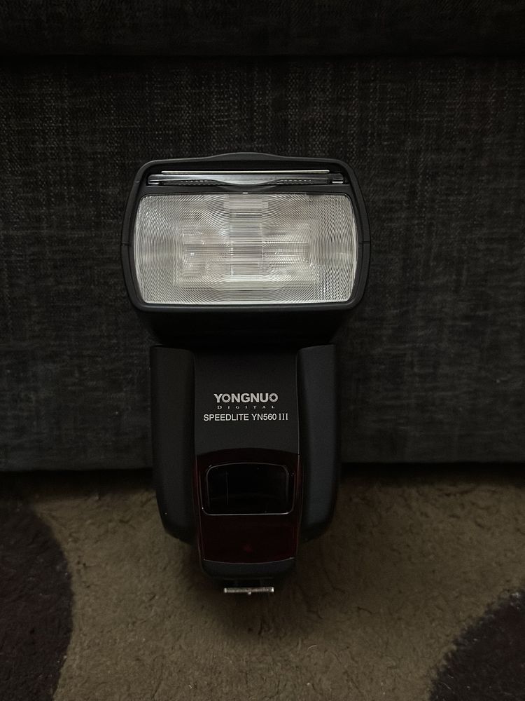 Вспышка Speedlite Yn560 III