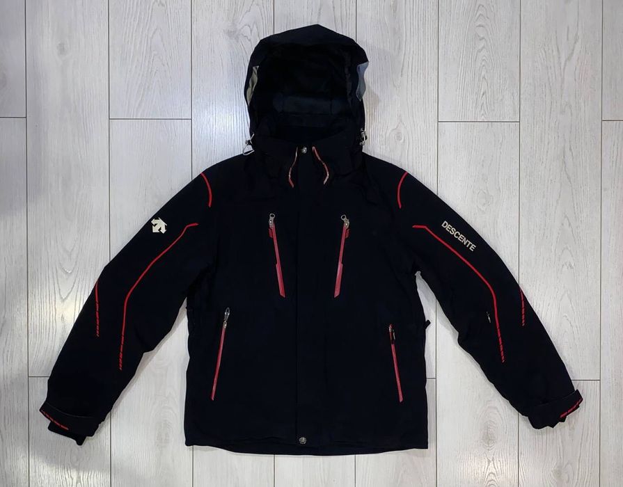 лижна зимова софтшельна куртка Descente DERMIZAX
size чол M-L (50)