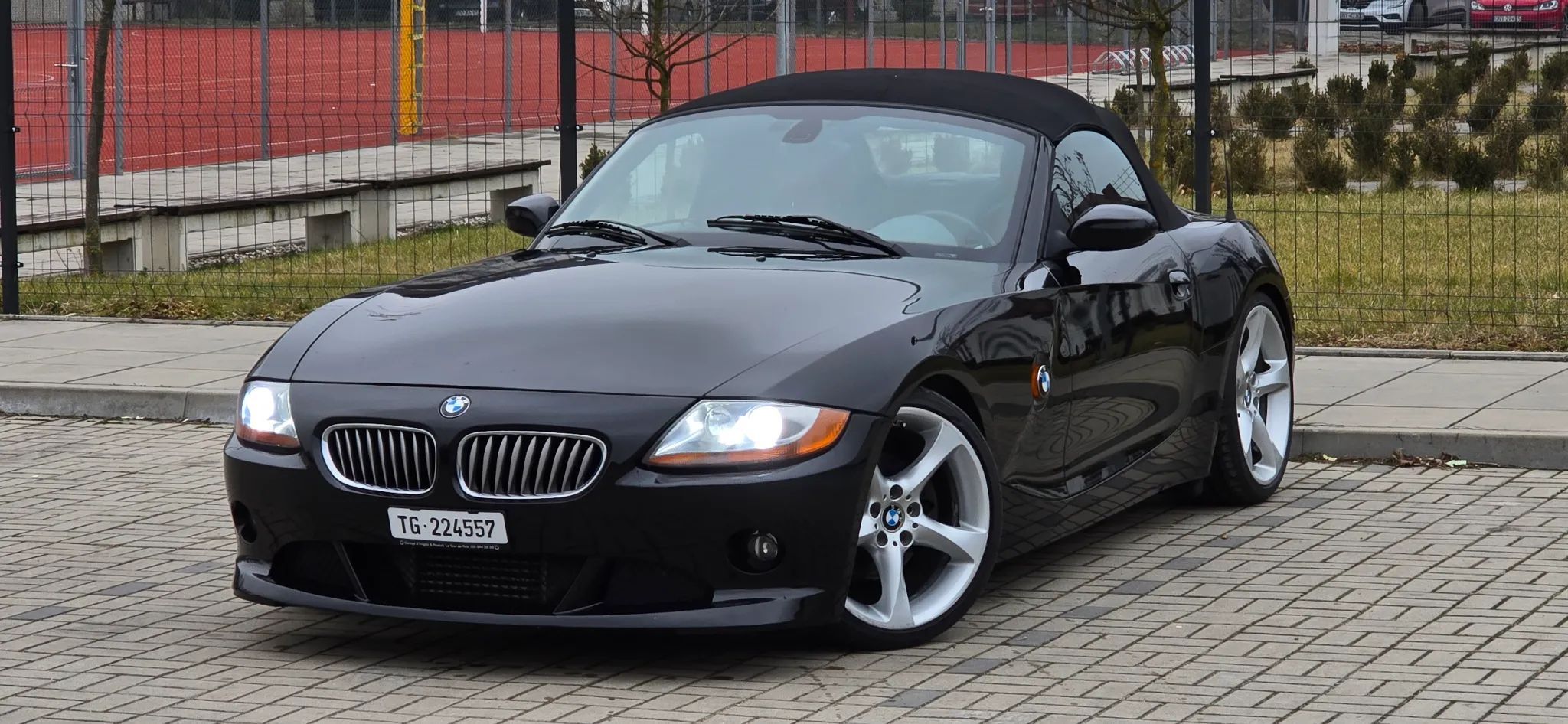 BMW Z4 3.0i KOMPRESSOR 275KM SWISS alu 19"
