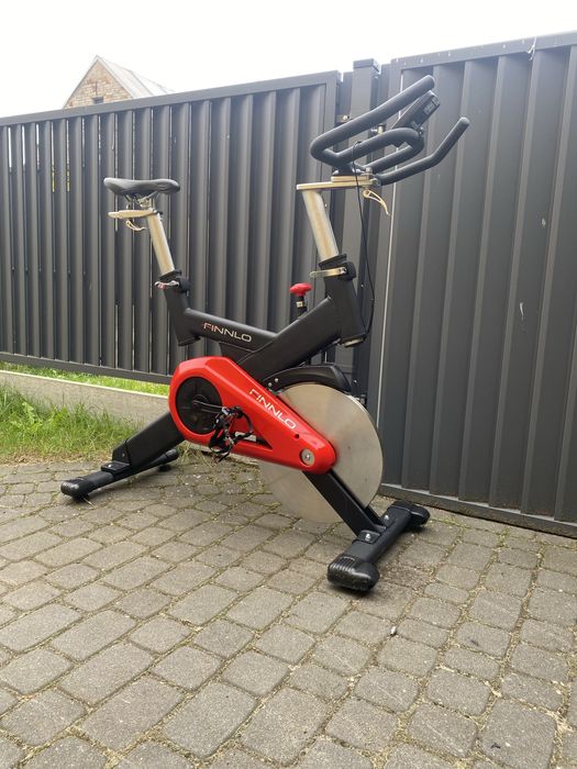 Rower spinningowy finnlo crt bardzo ciezki!
