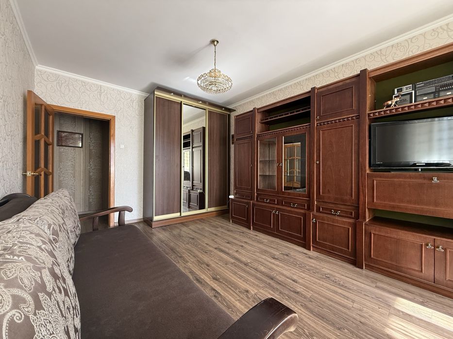 продаж квартири 1 кім просп. Івасюка 56