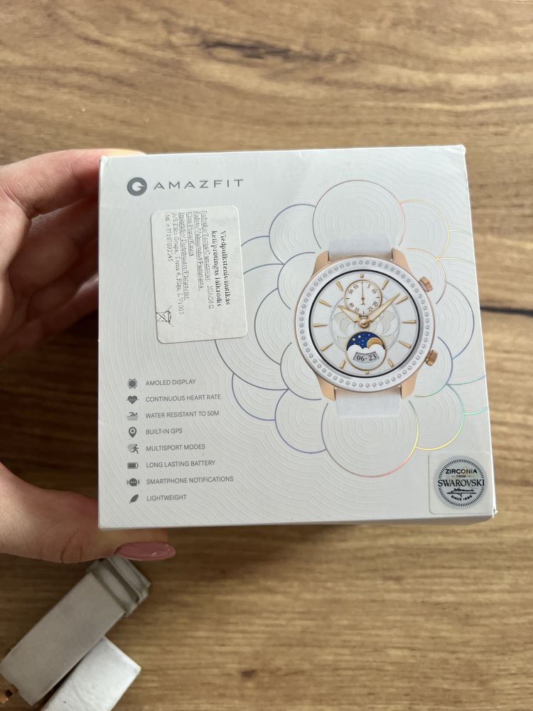 Smartwach Amazfit 42 mm Gliter Swarovski  Edition