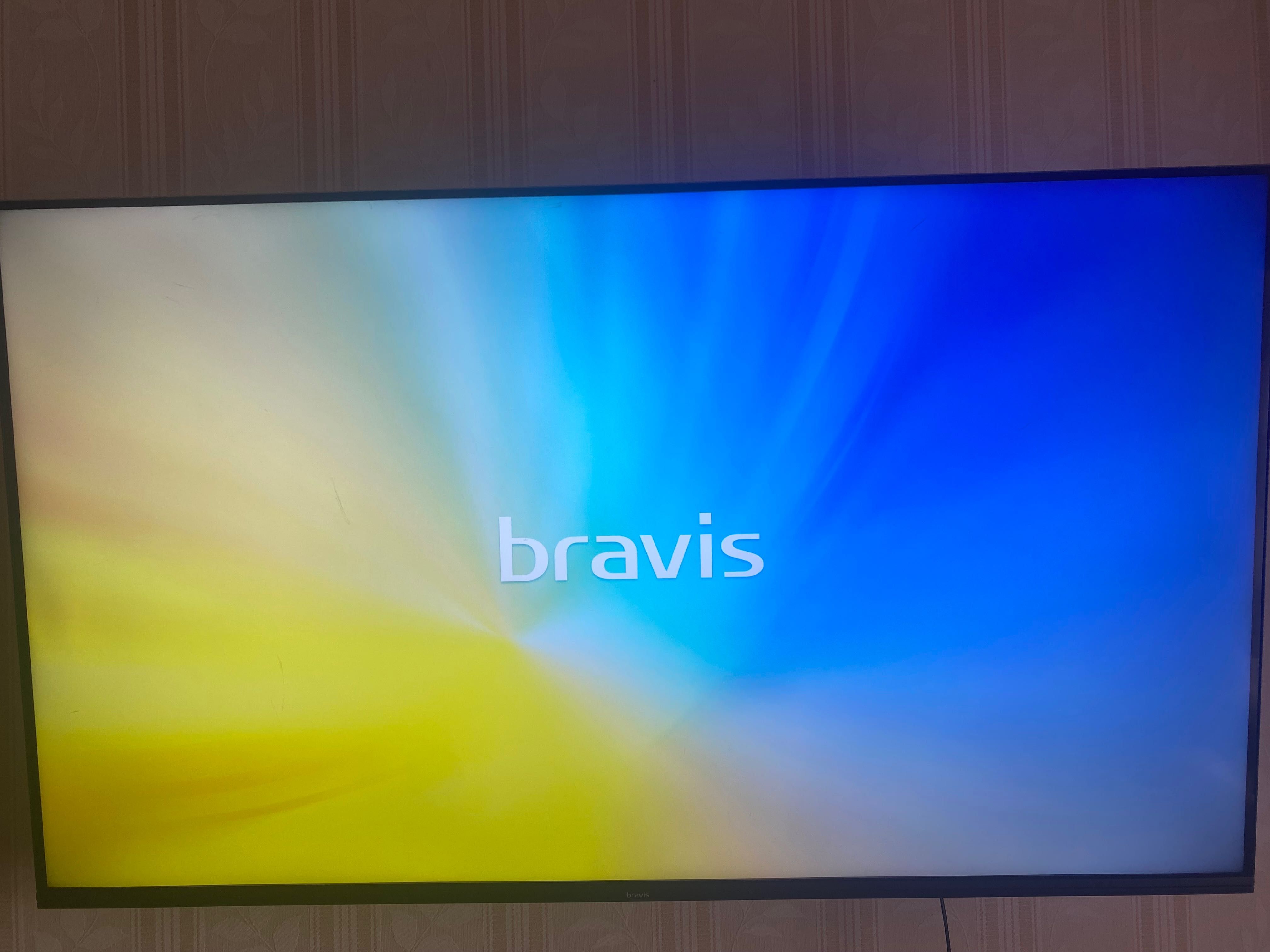 Телевизор Bravis 50