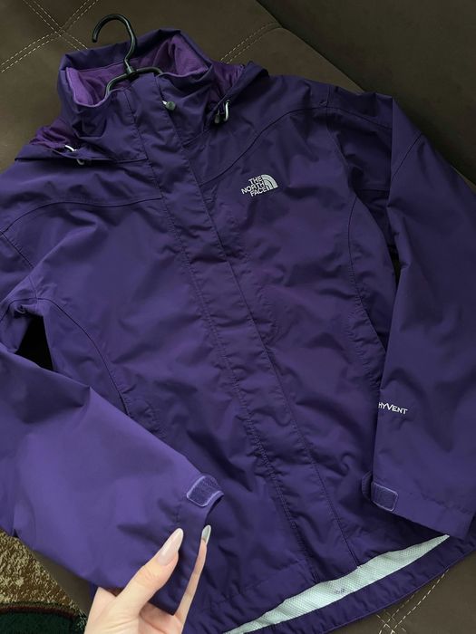 Фіолетова вітровка-дощовик the north face на мембрані hyvent