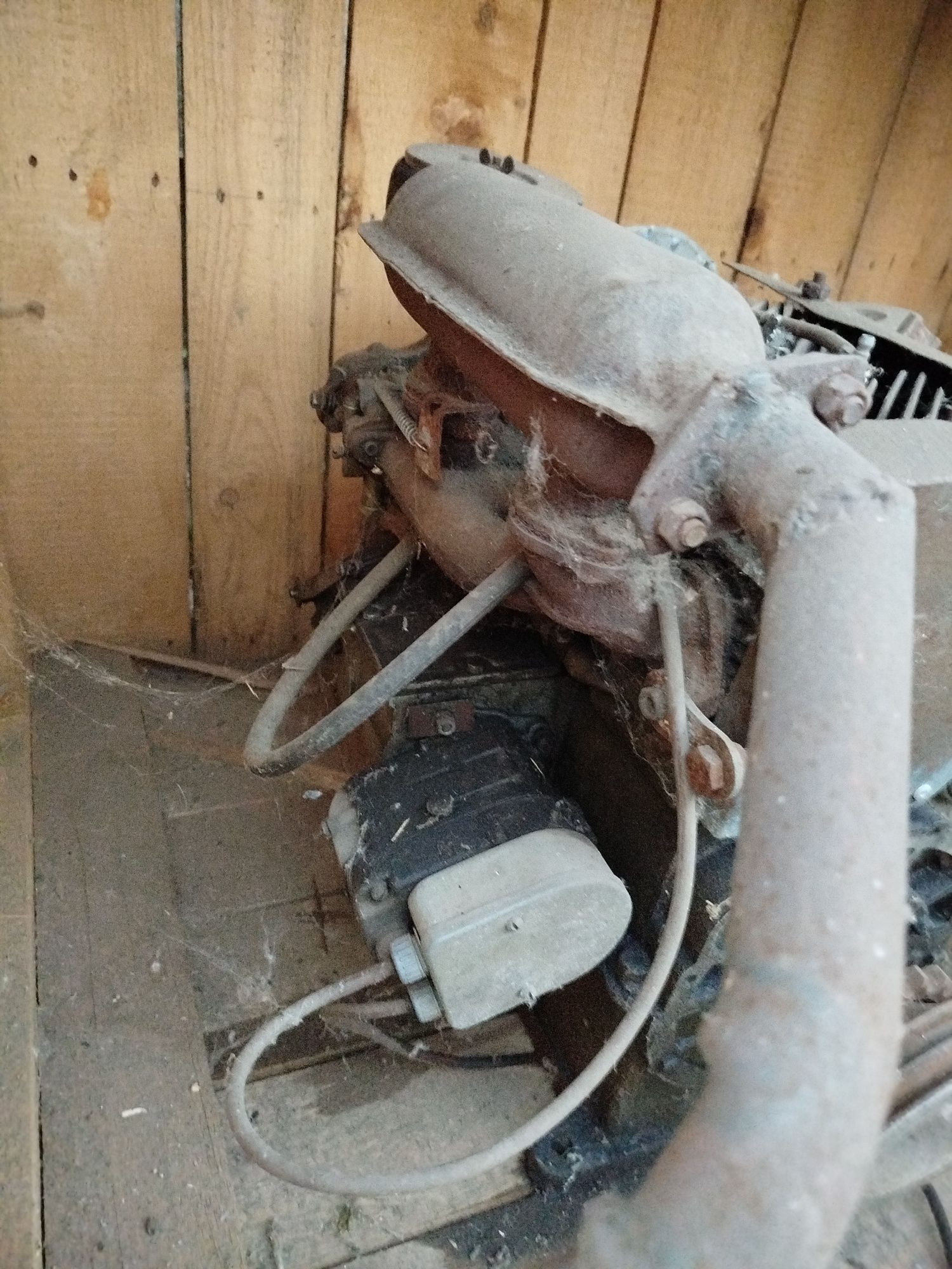 Продам мотор УД-2 робочий