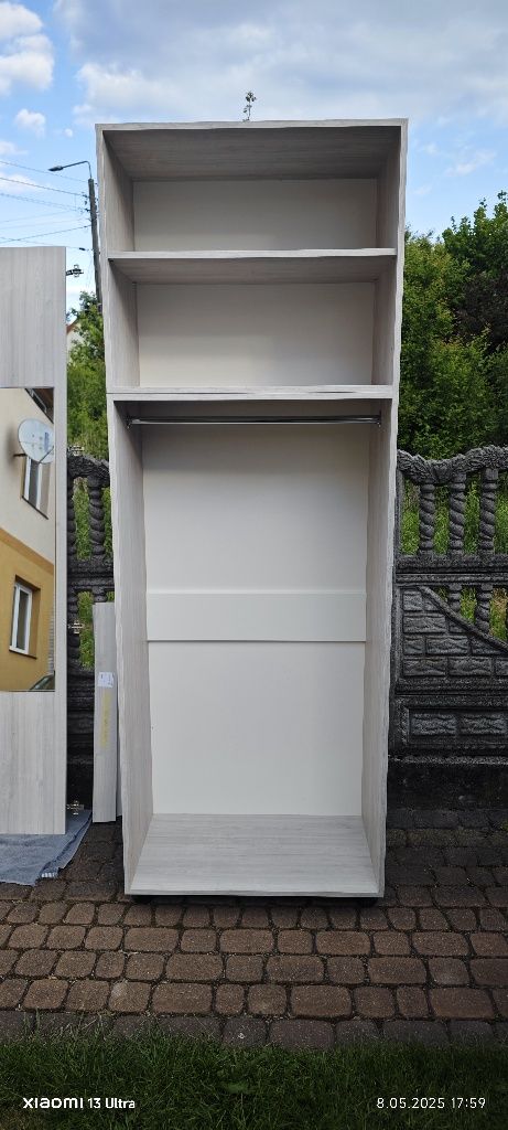 Szafa na wymiar.