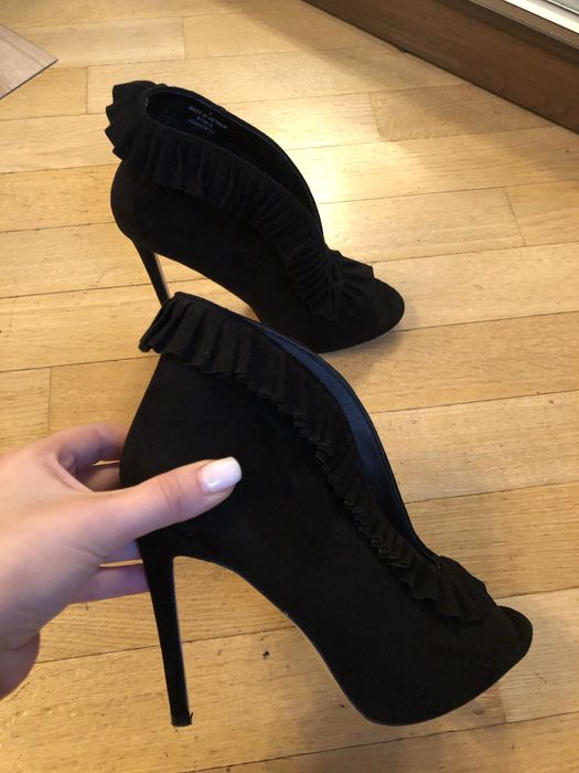 Ботильони черевики 38 розмір