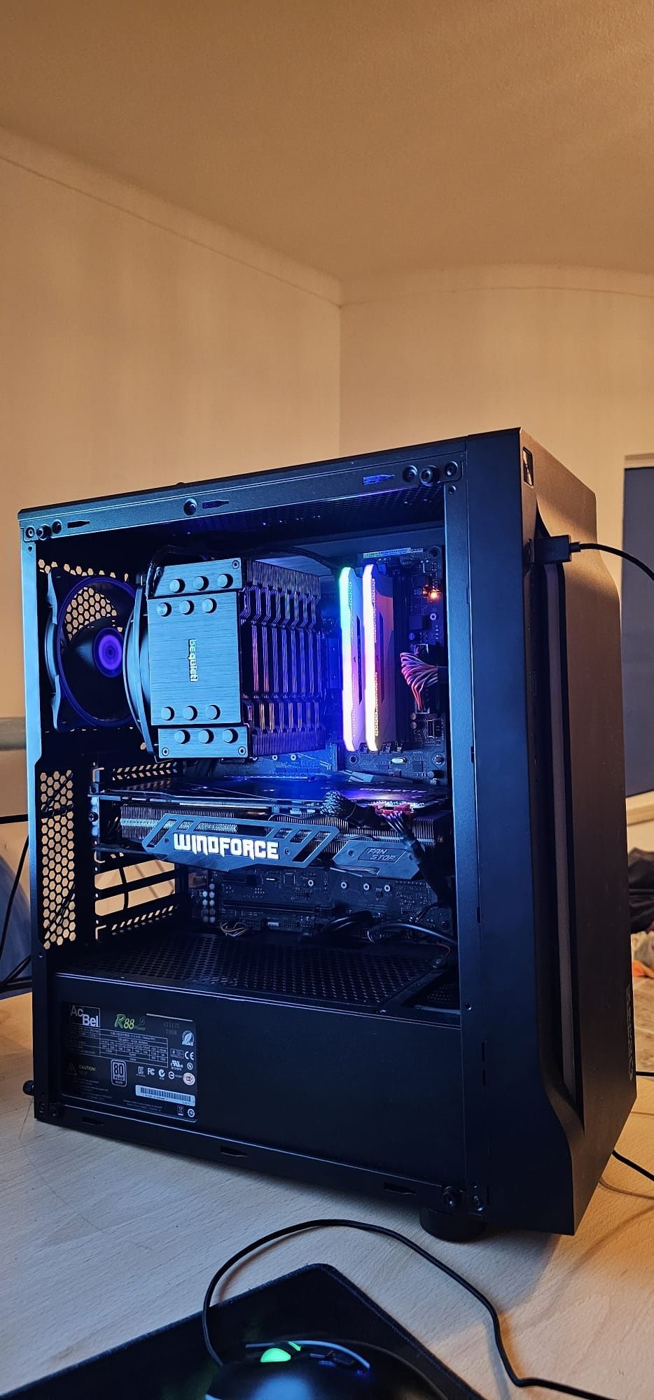 Placa Gráfica Gigabyte GTX 980 TI windforce