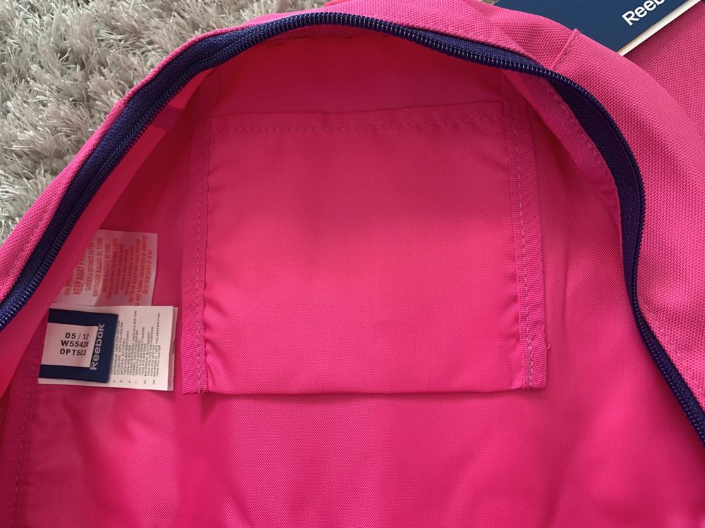 Mochila rosa da Reebok + estojo NOVOS com etiquetas