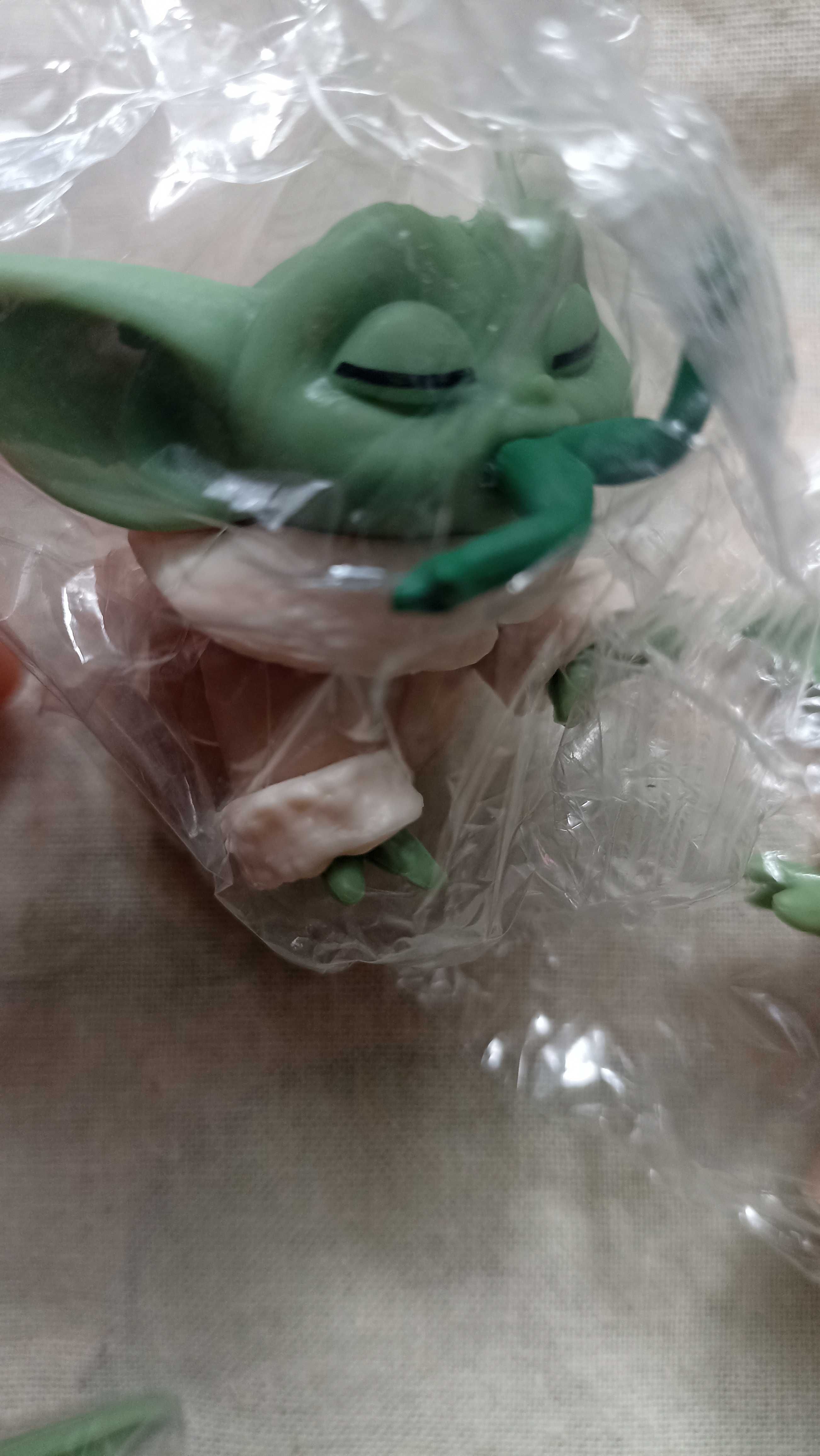 Figurki Yoda baby, 7 sztuk