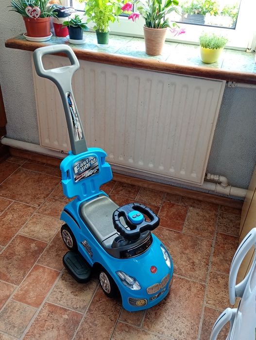 Samochodzik dla dziecka