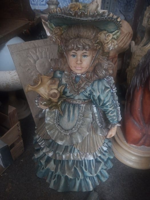 Espetaculares figuras em marfinite