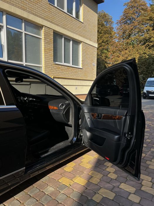 Mercedes-Benz c300 (AMG обвіс) 4х4