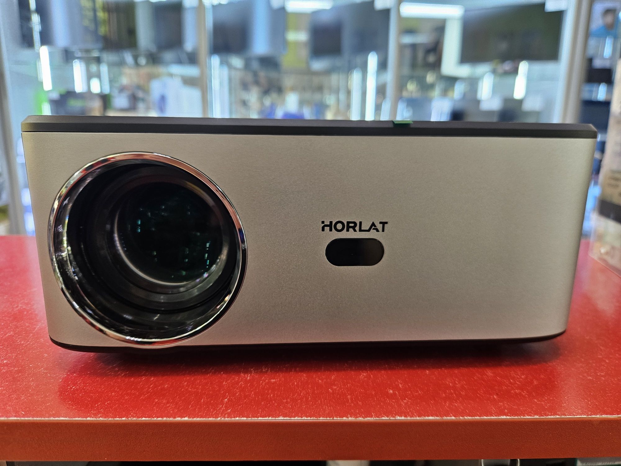 Проектор HORLAT T02 Full HD WiFi/Bluetooth/Android з динаміками