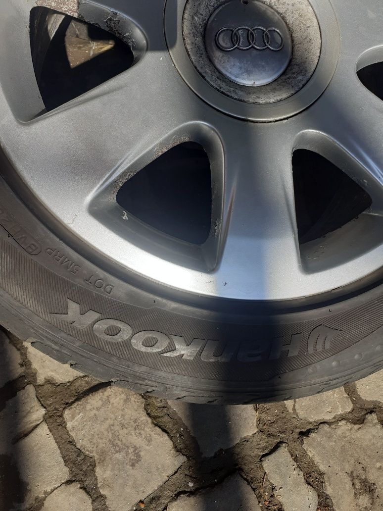 шини Hankook 205/55 R16+ Диски (оригінал) Audi    в зборі