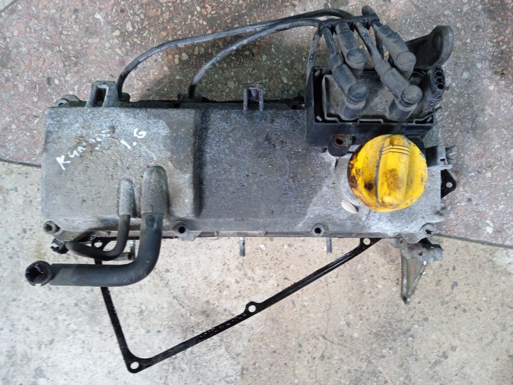 Головка двигуна на Renault Kangoo