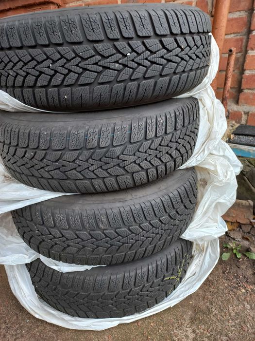 Зимова гума на дисках 195/65 R15