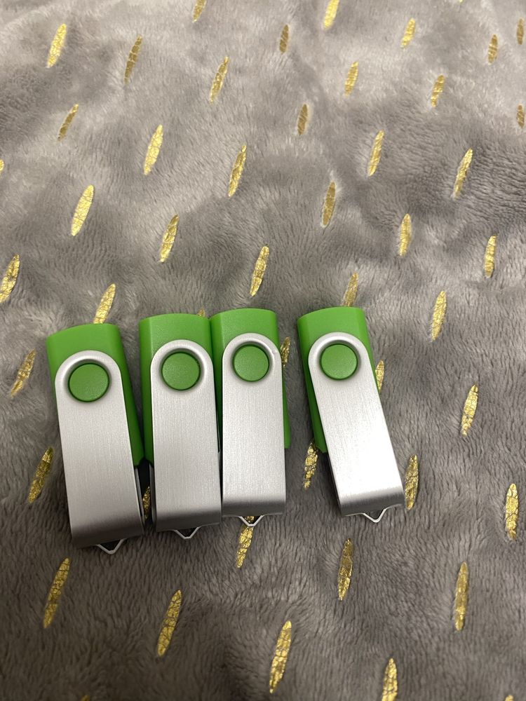 Pendrive 1GB nowe 4 szt
