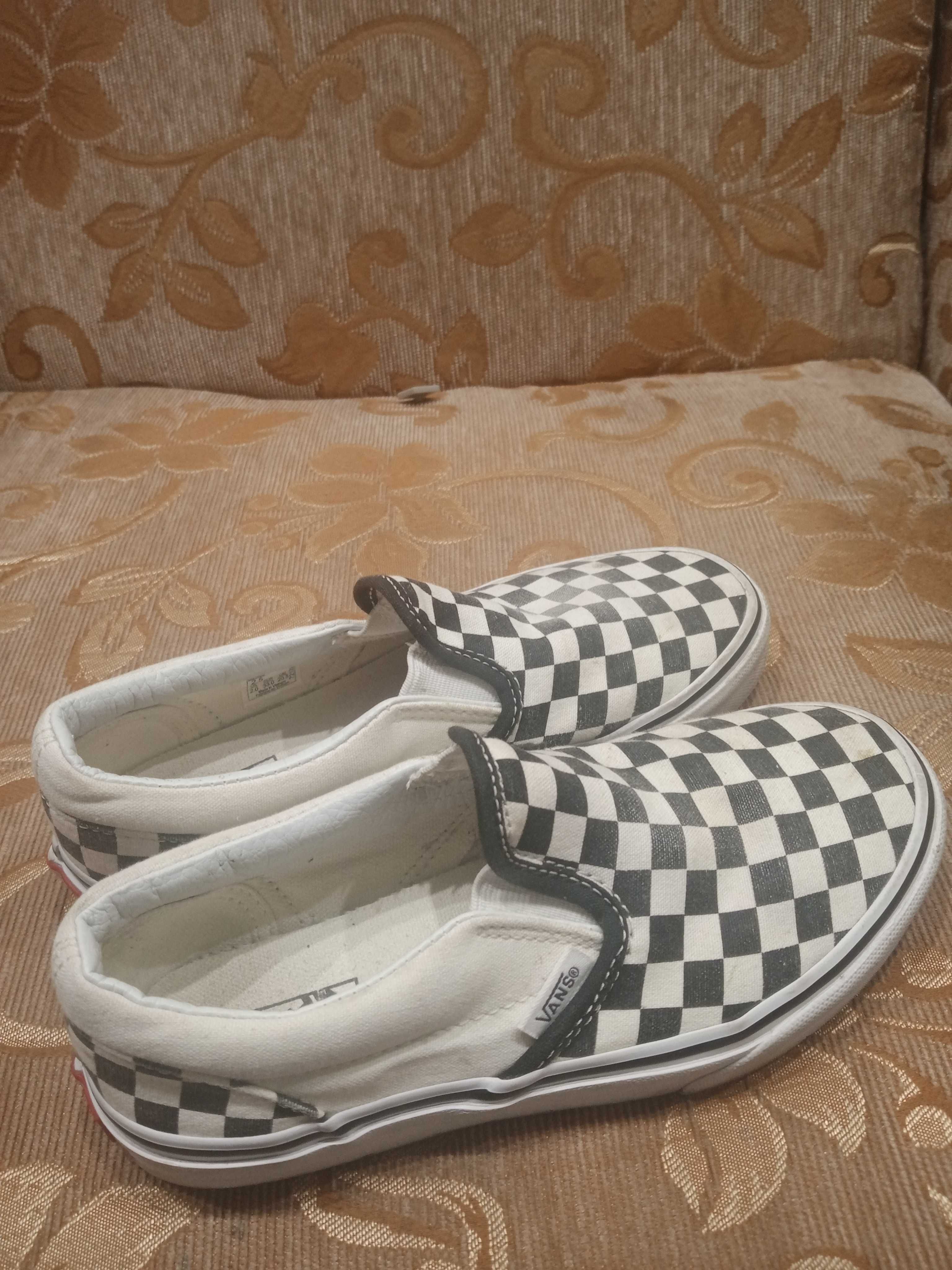 Макасини,сліпони, кеди, дитячі фільми Vans