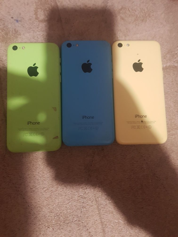 Продам лот iPhone 5c