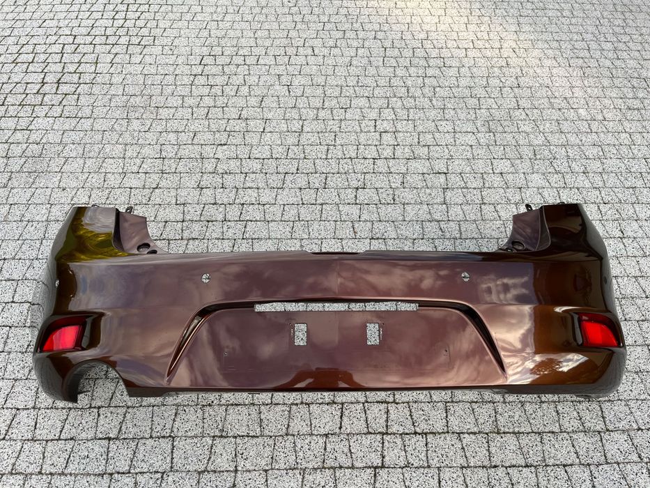 Zderzak tył do Mazdy 3 lift z lat 2009-13 kolor autum bronze