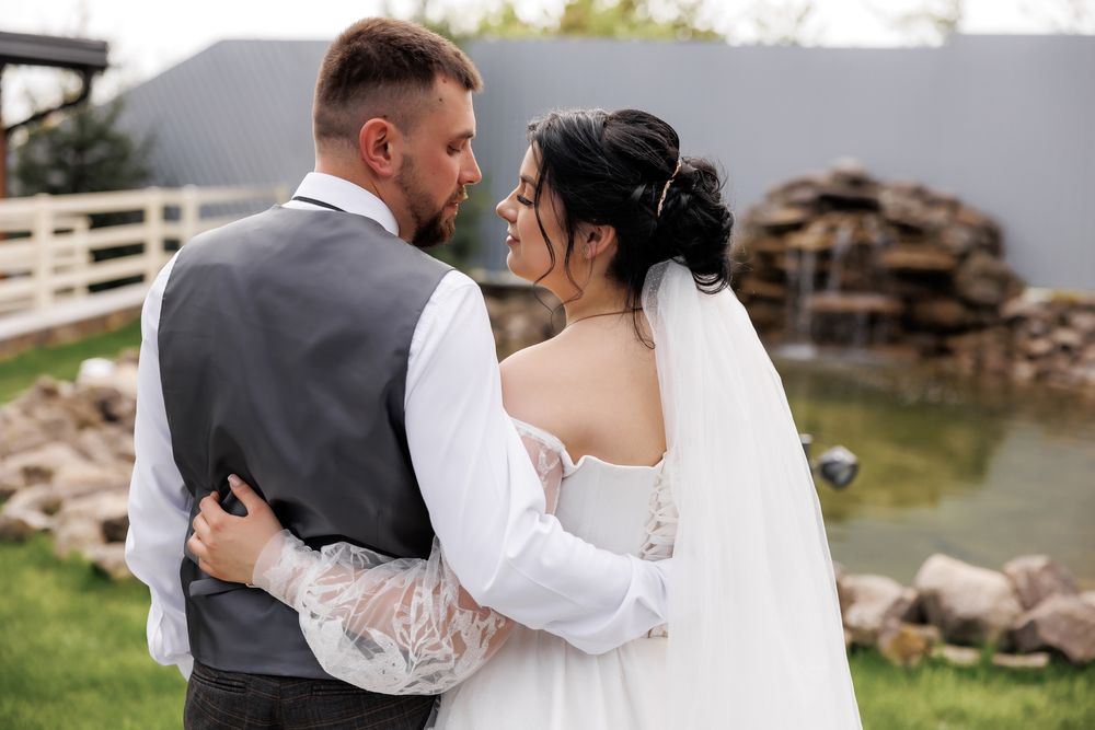 Весільна сукня гарна