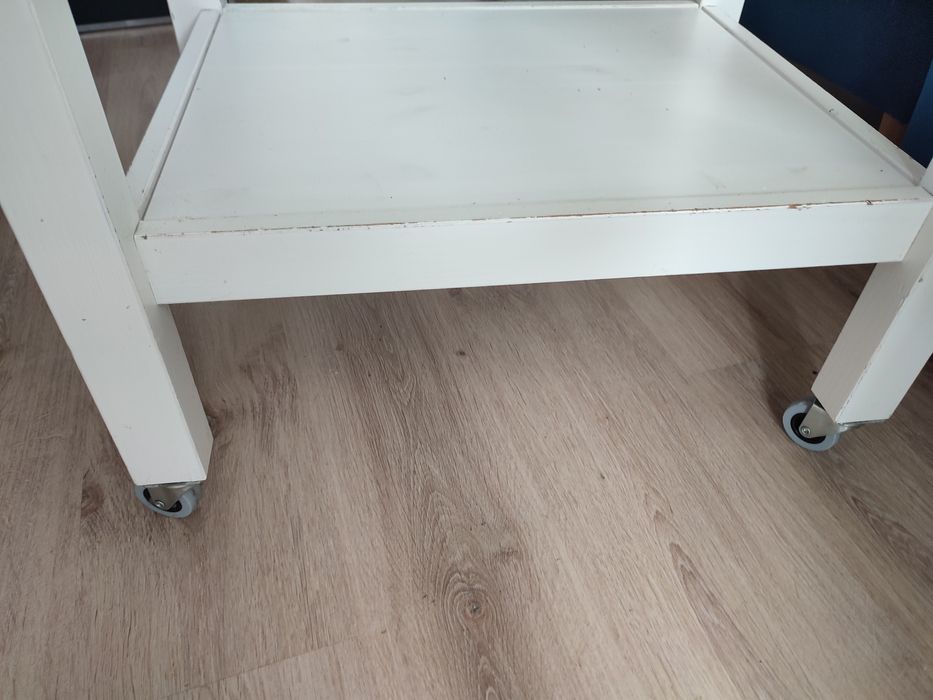 Stolik Ikea hemnes na kółkach + dodatkowy blat Godula 10.24