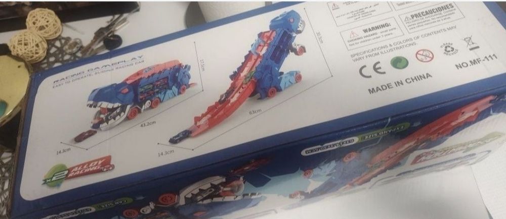 Nowy gigantyczny dinozaur t-rex transporter super jakość jak hot wheel