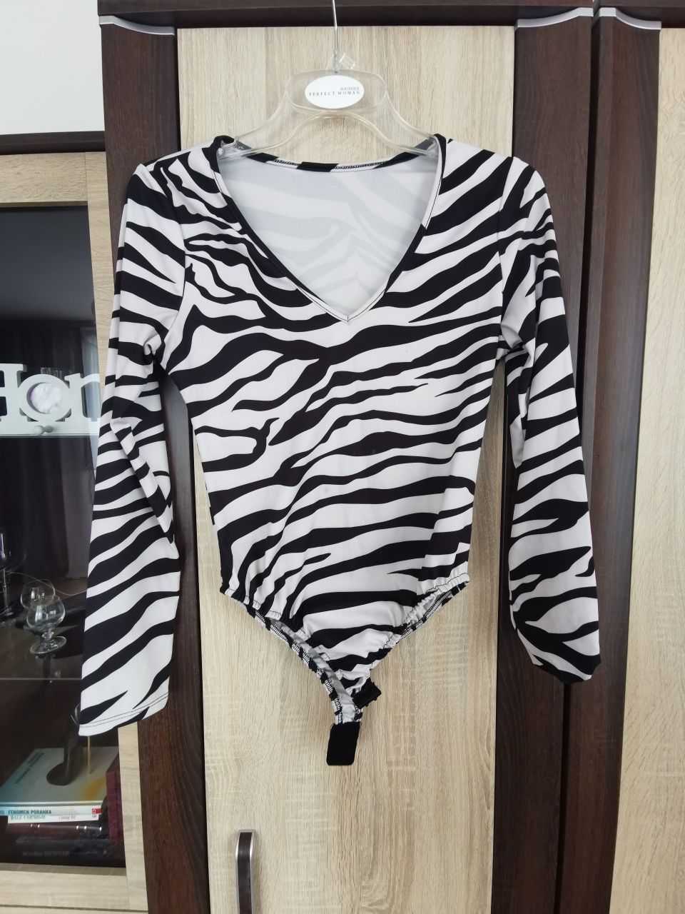 Bluza Body w  zeberka czarno białe