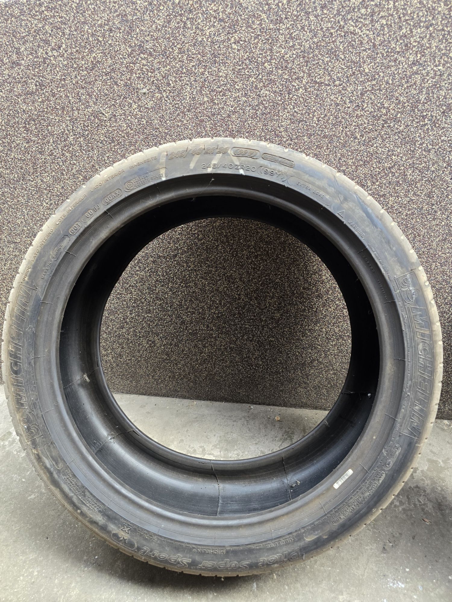 Продаю резину Pireli Michelin Dunlop