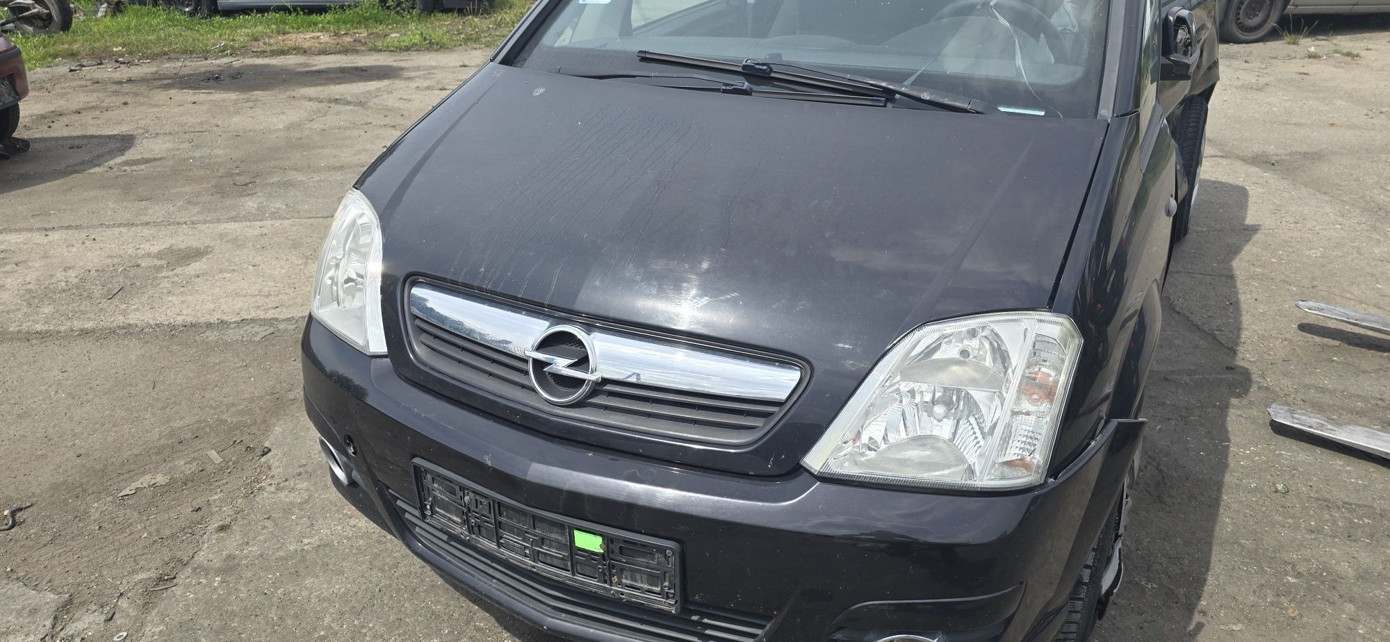 Drzwi prawe zderzak Z 20R  lampa maska Opel Meriva 1,7 CDTI Części