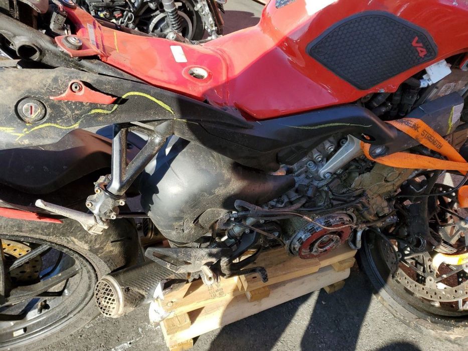 ducati streetfighter v4 2023