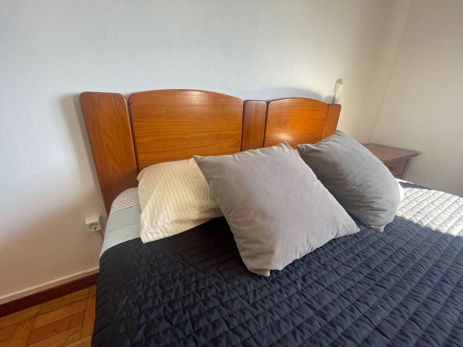 Cama de casal com colchao