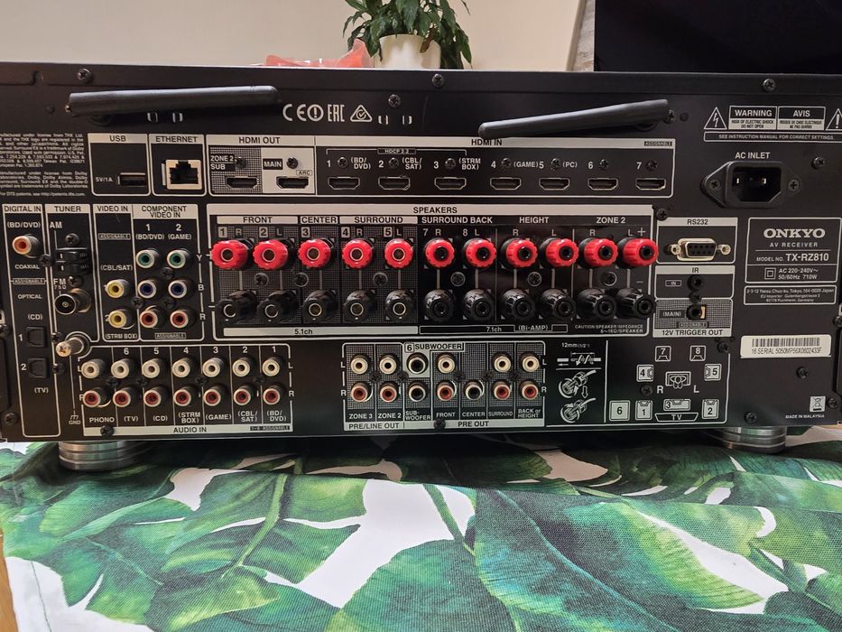 Onkyo tx rz 810 amplituner
