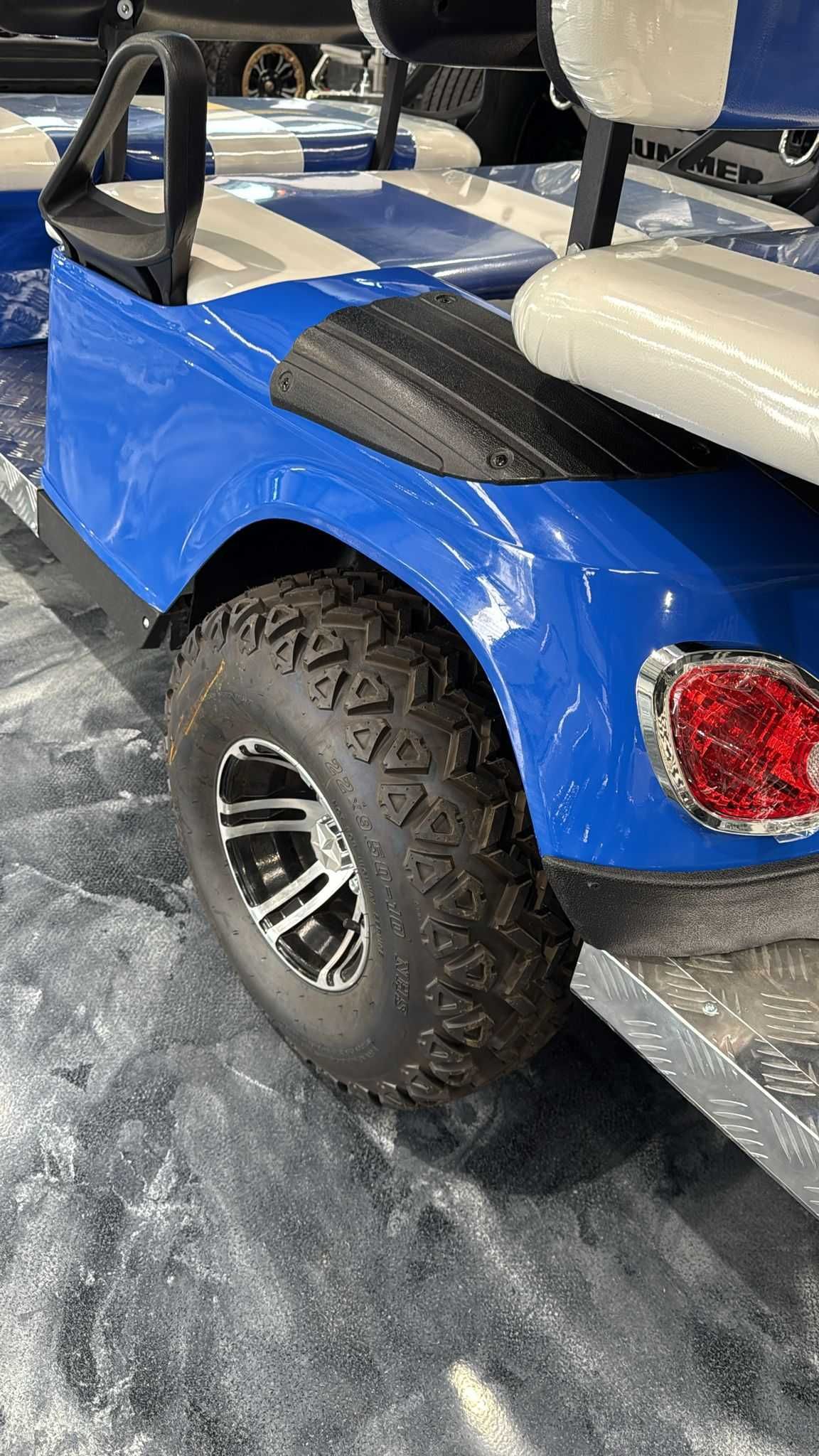 Carro de Golf / 100% Elétrico / 6 Lugares
