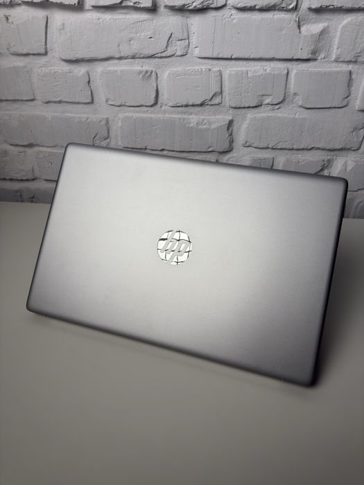 HP 17.3 FHD IPS, Core 7 150U, 16/512GB