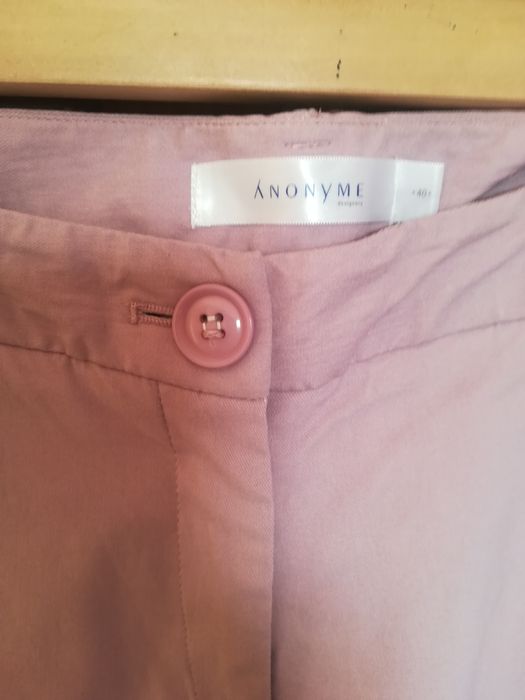 Calças da marca ÀnonyMe