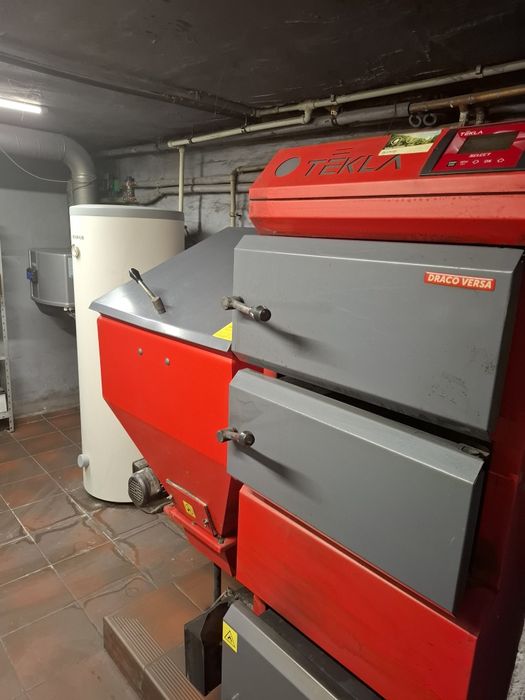 Piec CO oraz pompa ciepła do wody  wraz z bojlerem