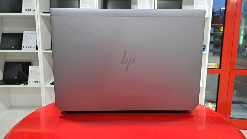 Laptop HP Zbook 17 G6 17,3" i9-9GEN 32GB/512SSD Quadro RTX 3000 Win11