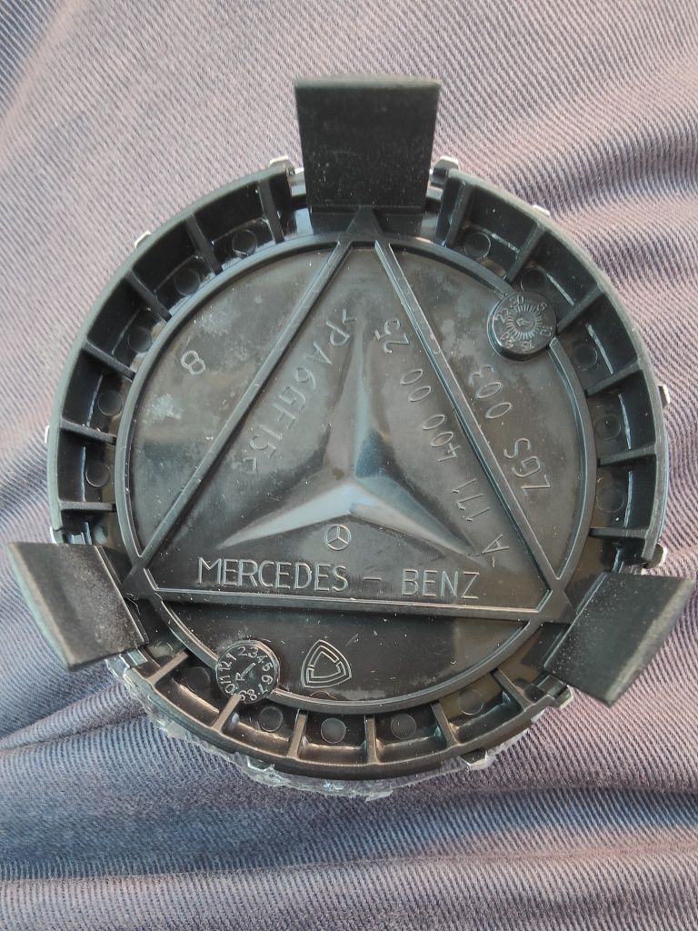 Centros de jantes Mercedes 75 mm