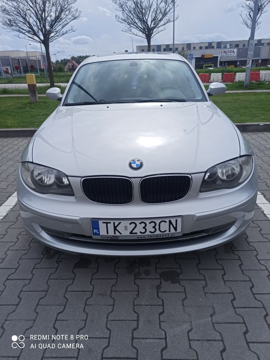 BMW 1, 2.0 D, 177 KM, navi, podświetlane klamki itd