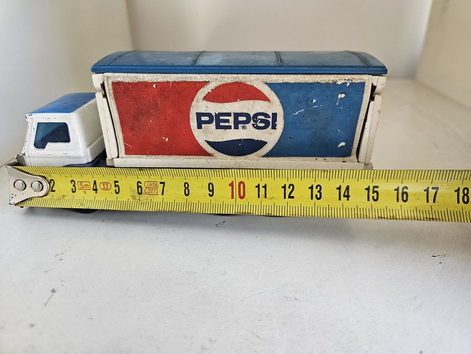 Miniatura carrinha Ford