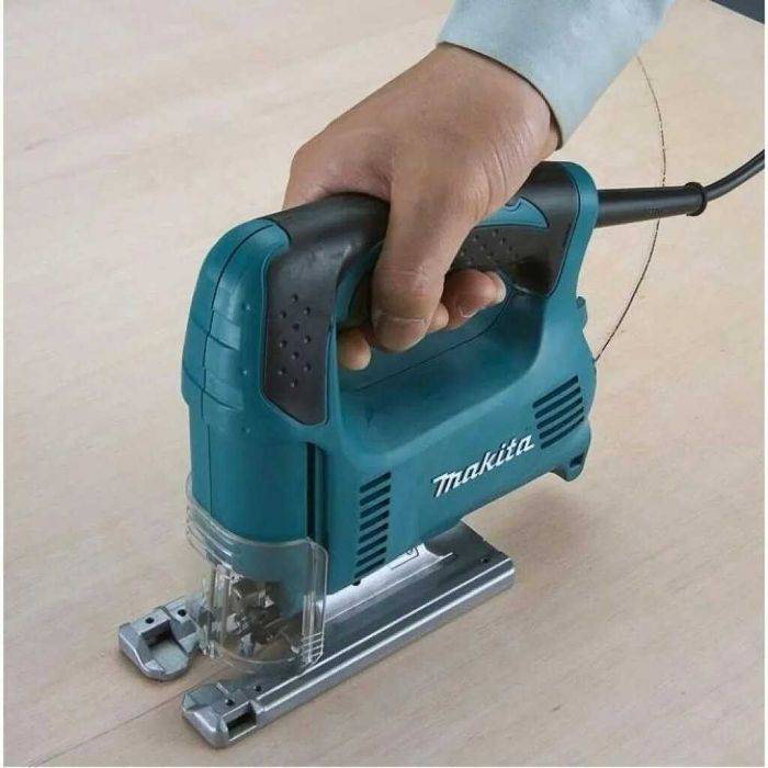 Новий лобзик Makita 4326 з гарантією 3 роки (450 Вт, 18 мм, 3100 хв-1)