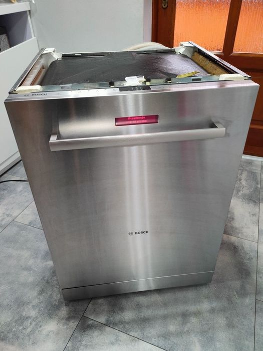 Топова посудомийна машина Bosch на 15 комплектів
