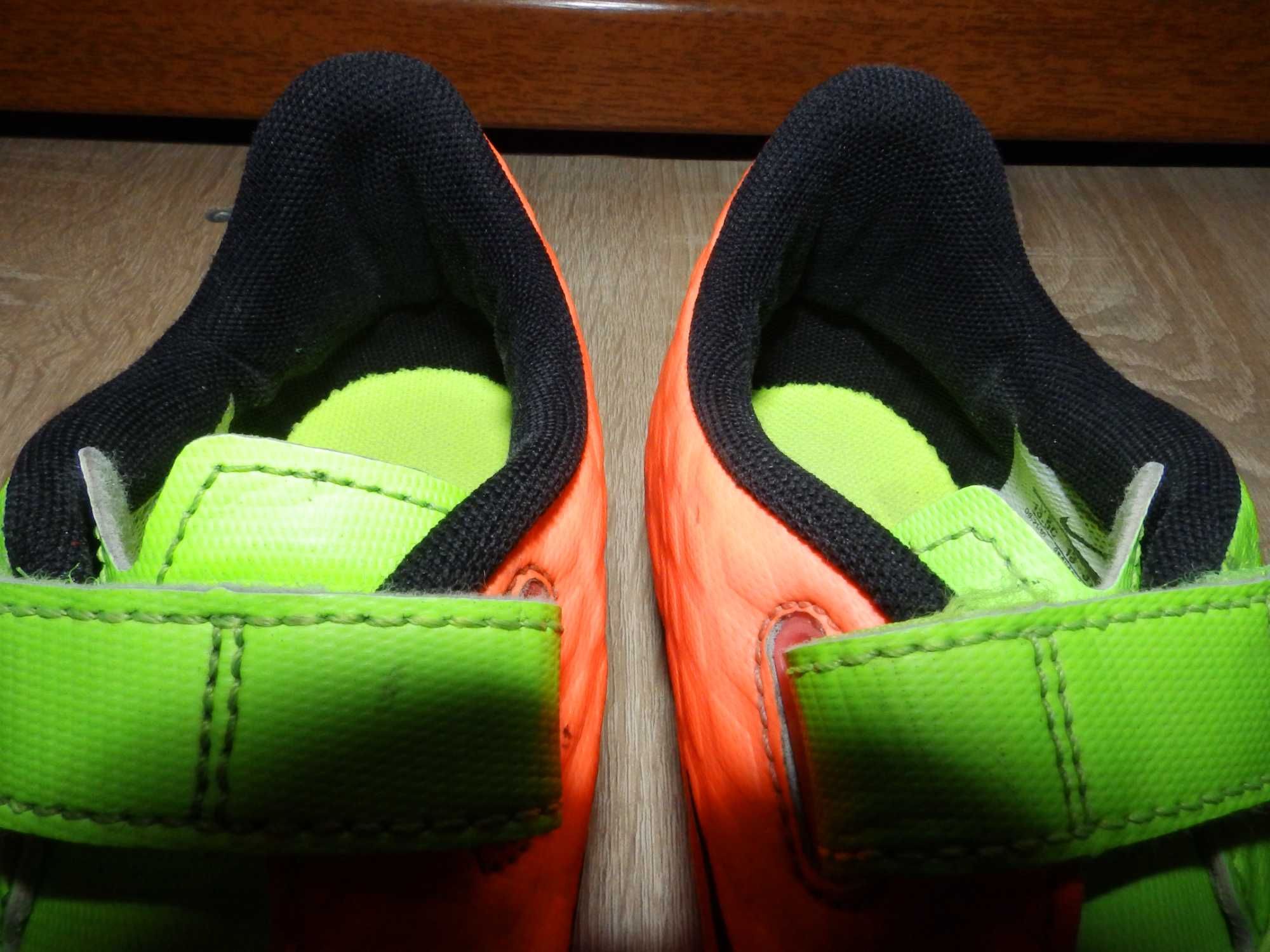 Детские Бутсы Nike Hypervenom Phade III FG Kids 852589-308 Размер 31