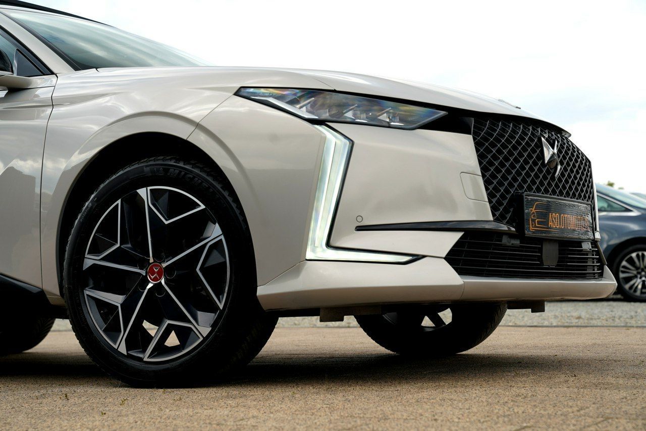 DS Automobiles DS 4 Crossback PERFORMANCE nawi FUL LED kamera SKÓRA szyberdach ACC focal ass head up