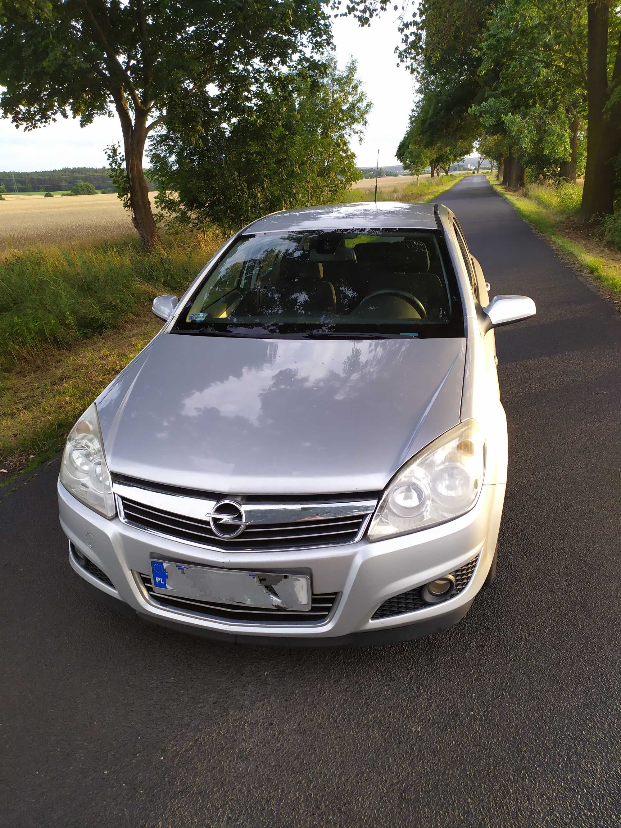 Opel Astra H 2008 rok